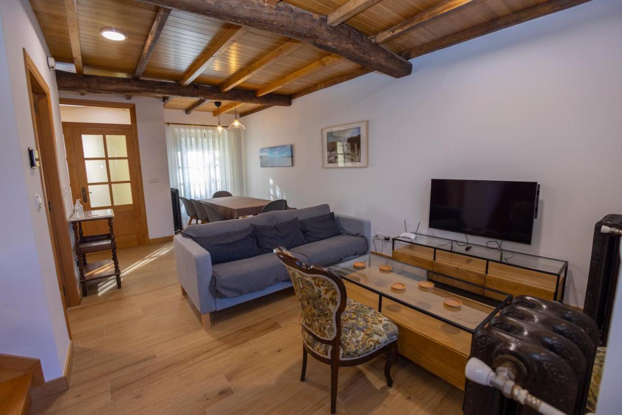 Casa Alameda 33 De Casas Das Figueiras En Ria Eo-Ribadeo カストロポル エクステリア 写真